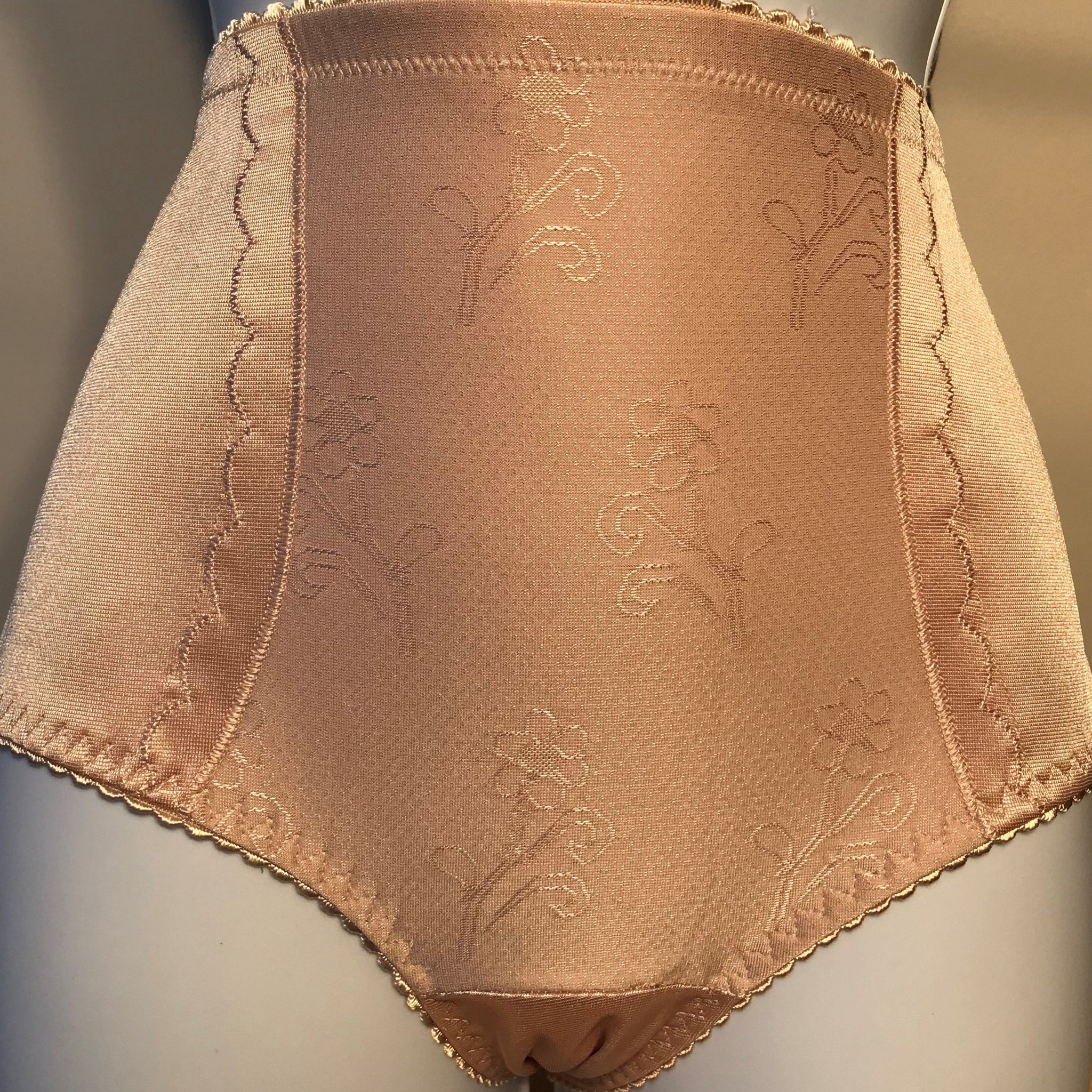 L'ORGUEILLEUSE - Light support panties – Boutique Intimoda